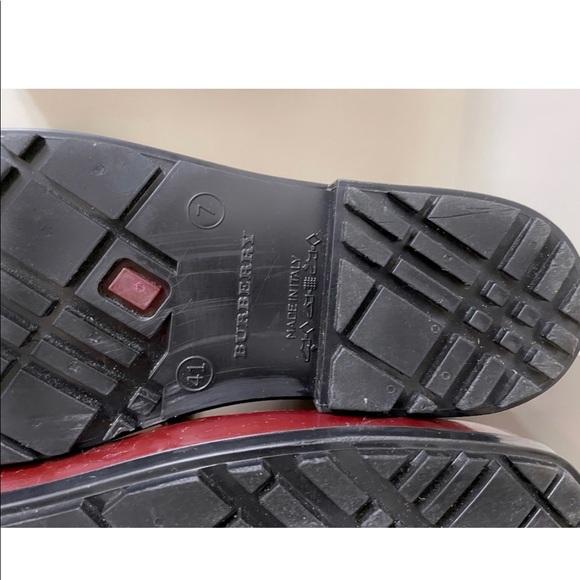 Burberry Rain Boots - Picture 5 of 5